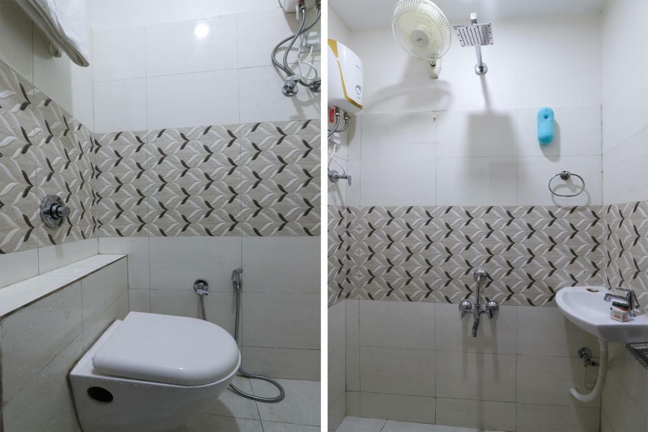 Oyo 47110 Hotel Royal Palace Naroda Eksteriør billede