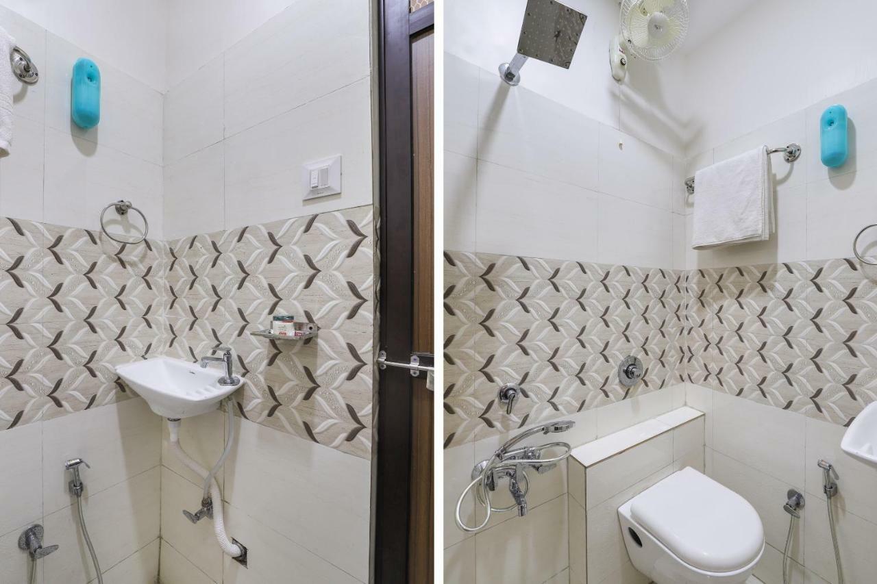 Oyo 47110 Hotel Royal Palace Naroda Eksteriør billede